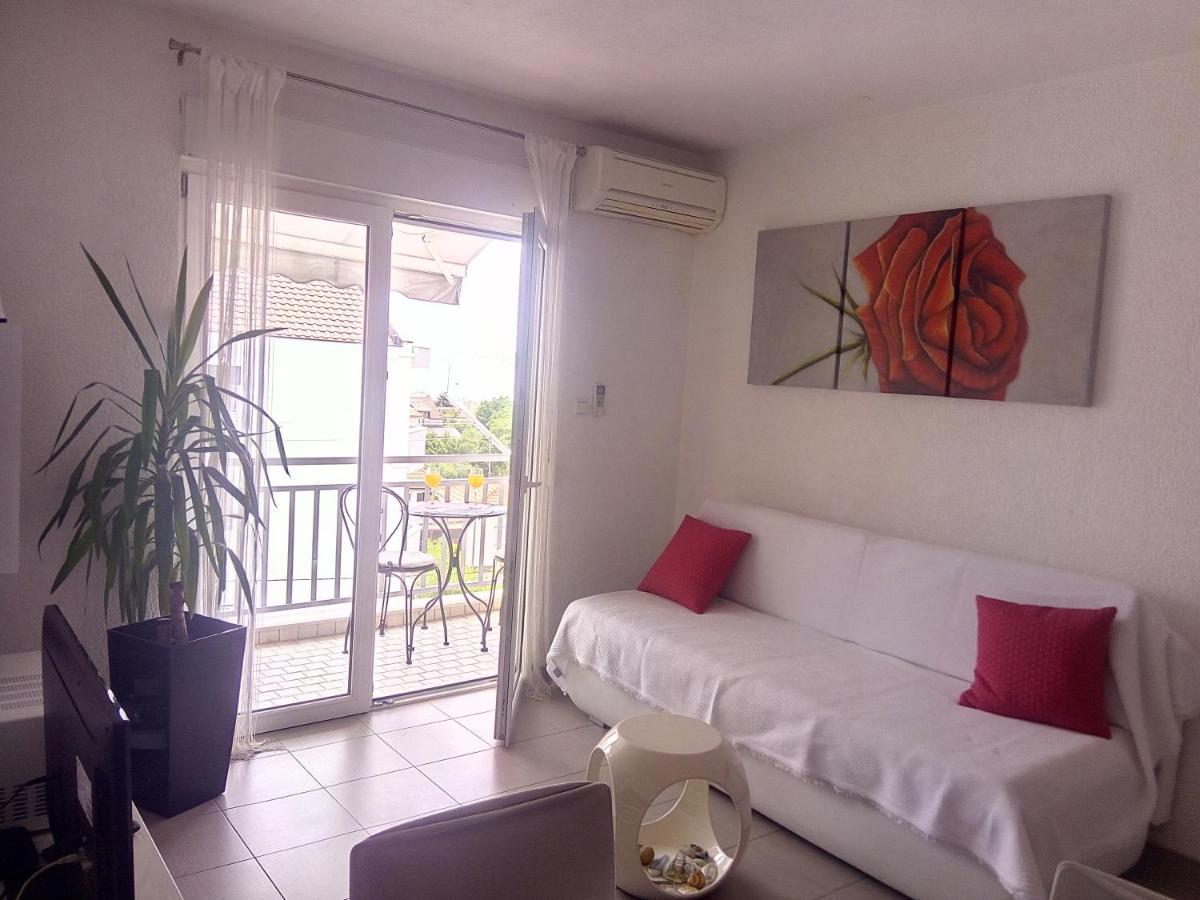 Kike Red Apartment คาชเตลา ภายนอก รูปภาพ