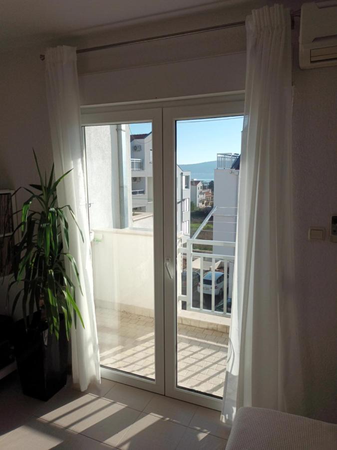 Kike Red Apartment คาชเตลา ภายนอก รูปภาพ